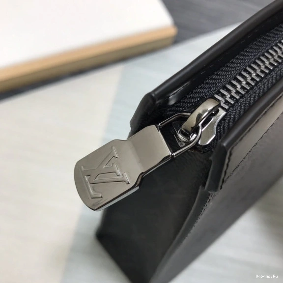 POCHETTE LOUIS VOYAGE VUITTON MM 1222